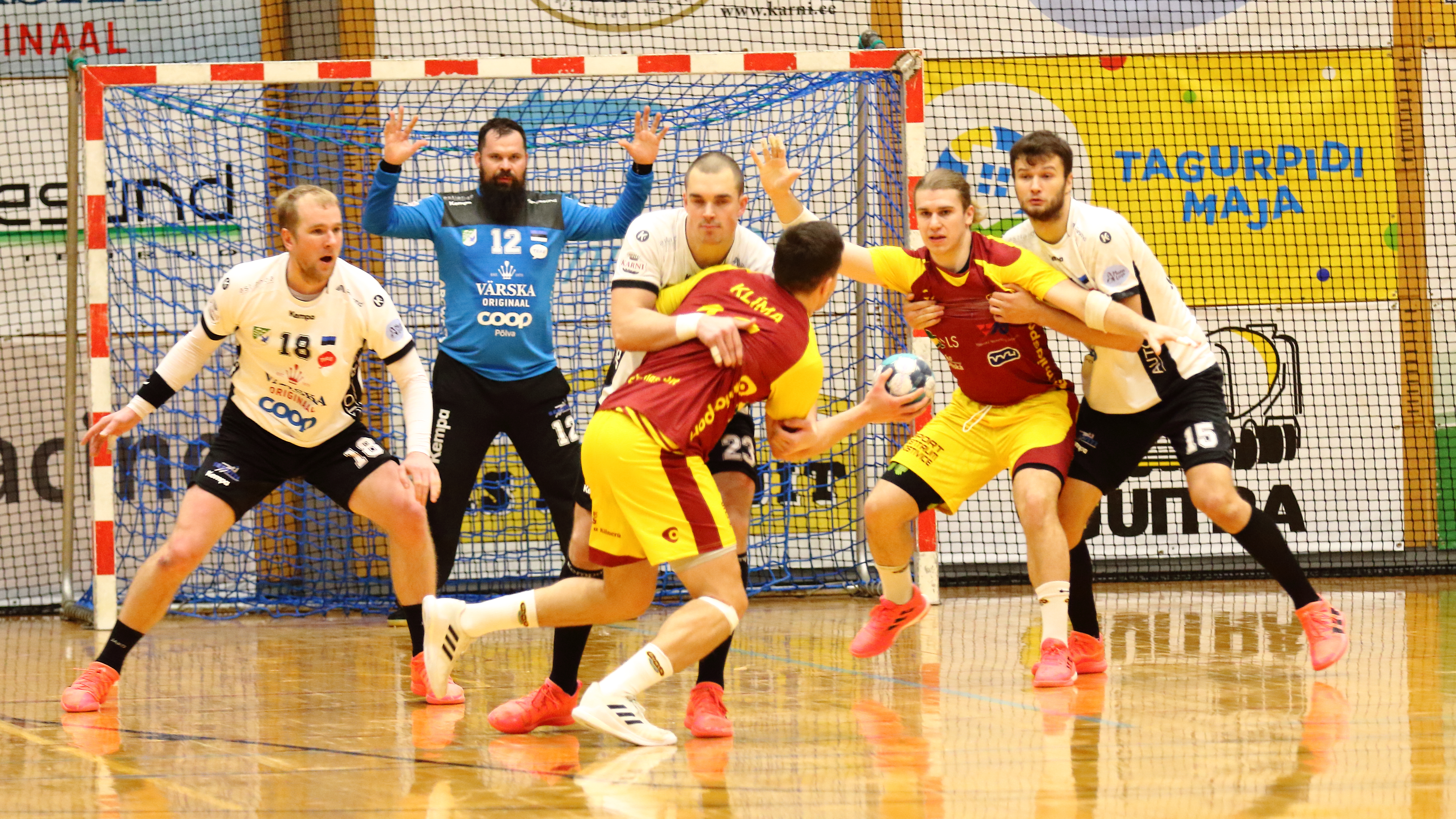 13.12.2020_EHF_Dukla_Serviti_75@helinpotter